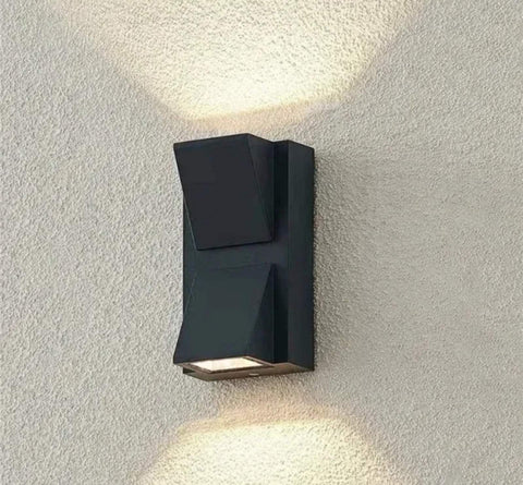 Zidna lampa moderna toplo bela za kuce i zgrade