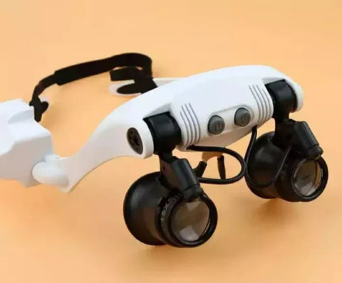 Lupa naocare sa led osvetljenjem