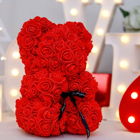 Cvetni medvedic od ruza romanticni
