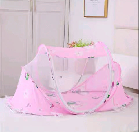 Podloga za bebe sa mrežicom protiv komaraca