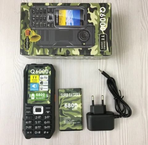 Land Rover Q6 K6000 mobilni telefon 2 kartice srpski meni